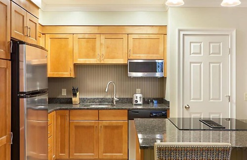 Lincoln Resort | Franconia Notch State Park - South Mountain Resort