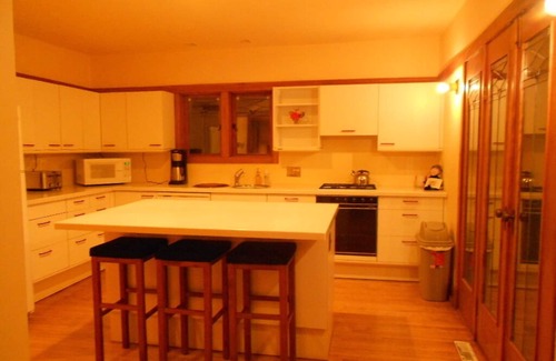 Burnham Park House | Frank Lloyd Wright-Designed House In Milwaukee, WI, 4 Bed 2.5 Bath, Sleep10