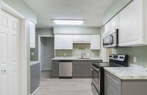 Birch Run Township House | Frankenmuth Bavarian Retreat - February Special. Rent 2 nights get 3rd free