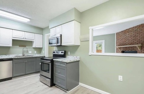 Birch Run Township House | Frankenmuth Bavarian Retreat - February Special. Rent 2 nights get 3rd free