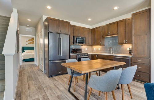 Rendezvous House | Fraser Vacation Rental - Shuttle to Winter Park!