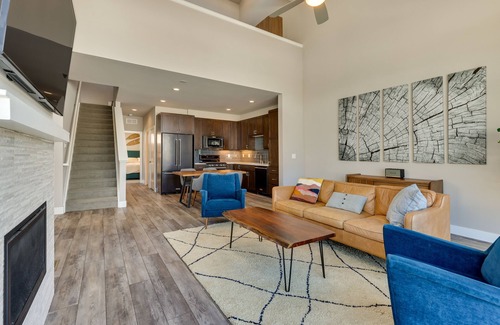 Rendezvous House | Fraser Vacation Rental - Shuttle to Winter Park!