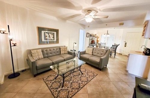South Island House | Fred's Santa Maria Harbour Resort Condo
