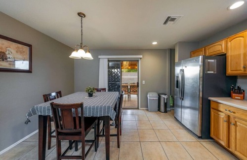 Tucson Apartment | Freddy`s (Cambridge 2)