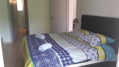 Le Luc Bed & Breakfast | frederique lavande bleue