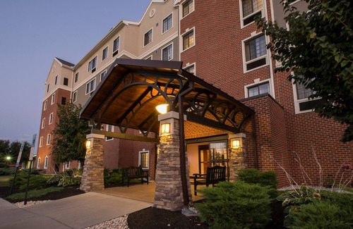 Harrisburg - Hershey Apartment | Free Breakfast. Indoor Pool. Gym. Great for Business Travelers!