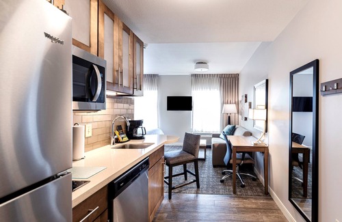 Montgomery Apartment | Free Breakfast. Outdoor Pool. Gym. Quick Drive to Maxwell Air Force Base!