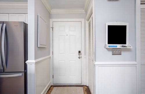 Seabrook Island Villa | Free Club Amenity Cards at Top Floor Villa by the Sea Waterfront Views