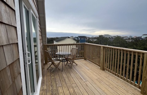 Salvo Apartment | FREE GOLFCART- STEPS TO THE BEACH+AMPLE PARKING YEAR ROUND FOR FISHING TRAILERS