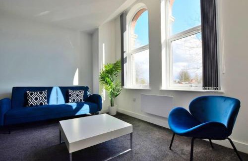 Salford Apartment | FREE PARKING - Beautiful 2-BR Flat in Manchester