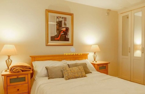 Reading Apartment | Free Parking - Central Reading - Easy Access to M4