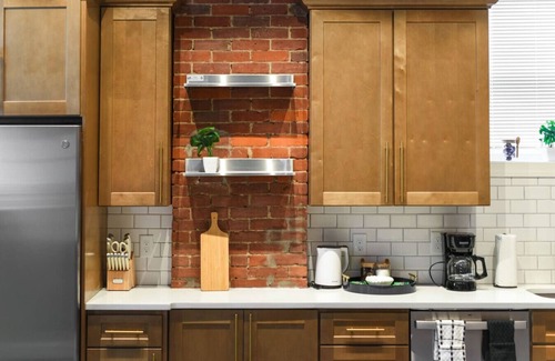 Point Breeze North Apartment | FREE Parking+Games+BBQ+Netflix Near Bakery Square