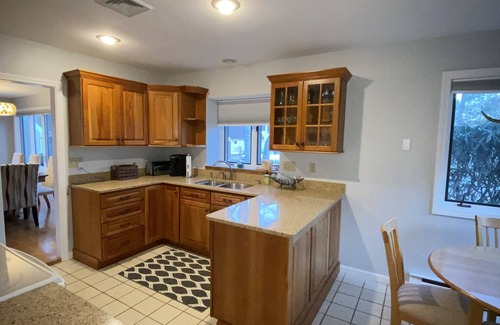 South Down Shores House | Free standing condo in gorgeous lakefront community with short walk to beach