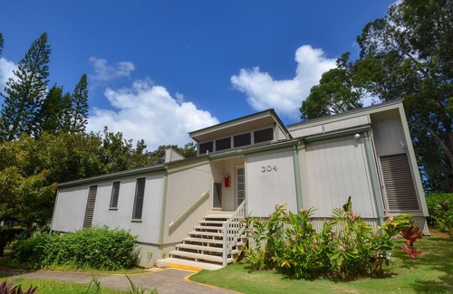 Princeville Cottage | Free-Standing Cottages On North Shore Kauai! ~ 5 Minute Drive to Hanalei Bay ~