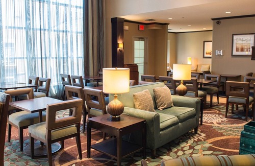 Fargo Condo | Free Wi-Fi, Free Breakfast | Fully Equipped Suite