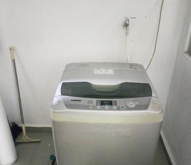 Sitiawan Apartment | FREE WIFI-FI Travelers HomestySitiawan 5-8pax The Venus Aparment