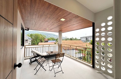 Cherngtalay House | Freeda House Bang Tao Beach