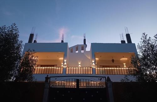 Luxor Apartment | Freedom House