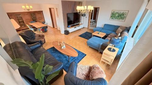 Rhein-Erft-Kreis District Villa | Freestanding Villa near Cologne and Phantasialand