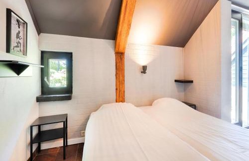 Gurugram Apartment | Freiherr Freifrau Freiin Baron