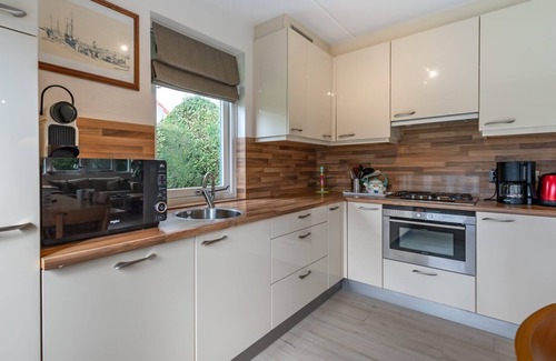 Hoofdplaat House | Fréjus 110 - Kustpark Village Scaldia - Detached holiday villa with spacious garden, directly at the lake