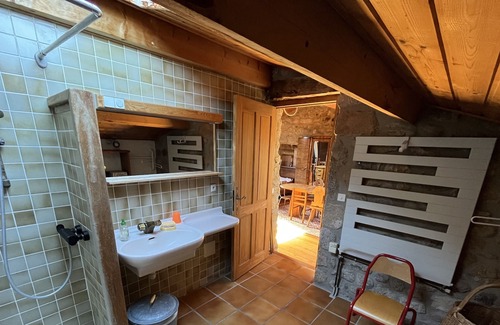 Ruisset Cottage | French countryside, Nature, Swimming pool, Tennis!