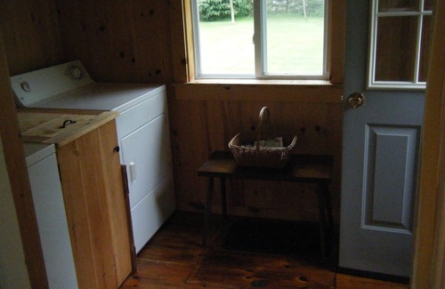 Castine Cottage | Fresh and Airy Cottage in Historic Village by Penobscot Bay