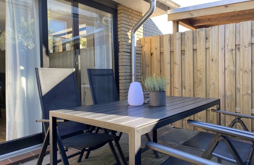 Nordseebad Burhave Apartment | Freshly renovated and quiet vacation apartment on the ground floor in Burhave