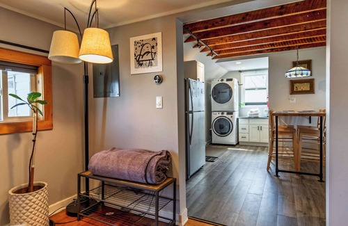 Centennial Apartment | Freshly Renovated Apt in Perfect Location