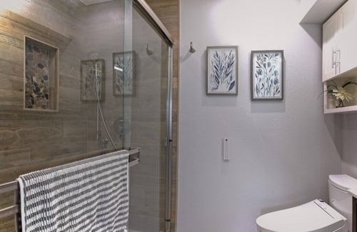 El Granada Apartment | Freshly Renovated Oceanview 2-BR Apartment