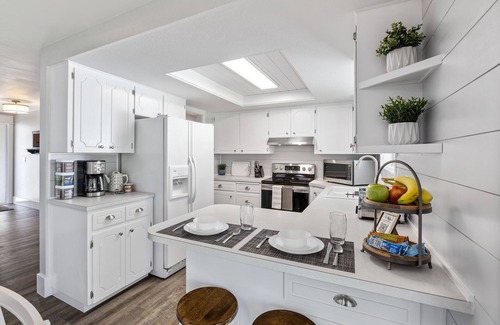 West Valley House | ☆Freshly Updated Home Fast WIFI Smart TV 2 Parks☆