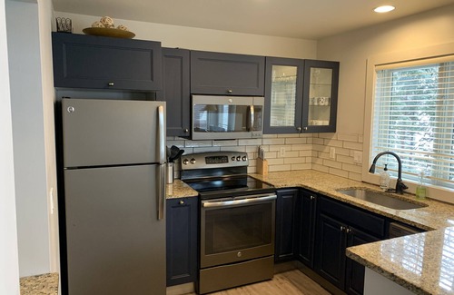 Boyne Falls Condo | Freshly updated Luxury condo at Boyne Mountain Disciples Village. 616-822-4979
