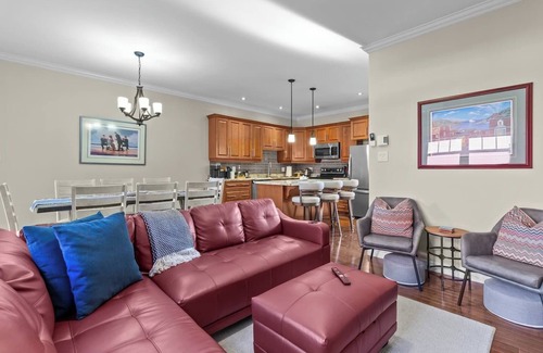 Terra Nova House | Freshwater Joys: Jellybean 4BR Gem In St. John's