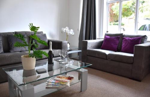 Wymondham House | Friarscroft Lodge Holiday Home