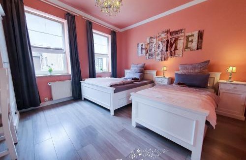 Dersdorf House | Friendly Home - Stadthaus