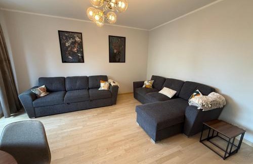 Ursynow Apartment | Friends & Family KEN Apartment 80m2, metro Stoklosy