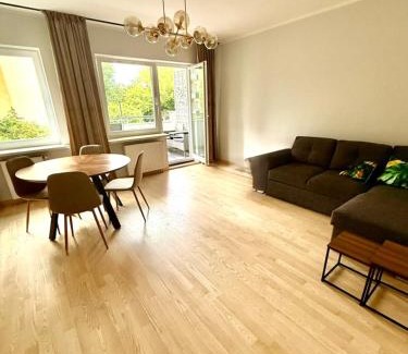 Ursynow Apartment | Friends & Family KEN Apartment 80m2, metro Stoklosy