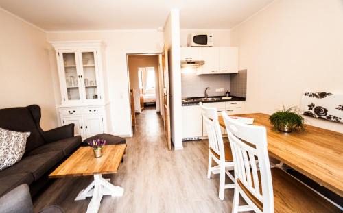 Horum Hotel | Frieslandstern - Ferienhof und Hotel