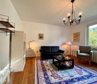 Elberfeld Apartment | Frisch renovierte Ferienwohnung mit Balkon in zentraler Lage