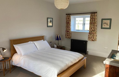 Torrington Bed & Breakfast | Frizenham Farmhouse