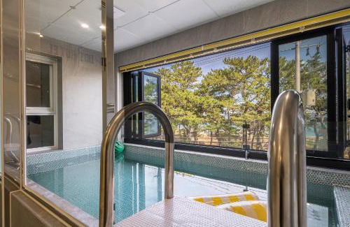 Gyeongju Hotel | From H Brown Dot Hotel Gyeongju Yangnam