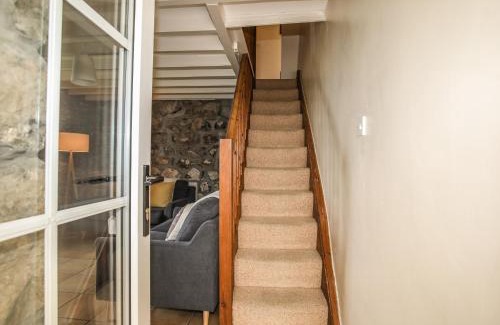 Nefyn House | Fron Fawr