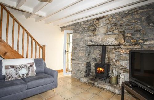 Nefyn House | Fron Fawr
