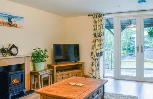 Bethania House | Frondeg Bach