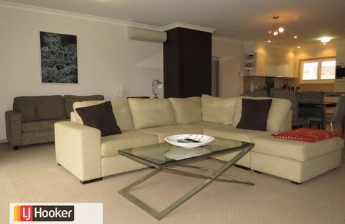 South West Rocks Apartment | FRONT CREEK UNIT 3 - VIEWS OVER FRONT CREEK