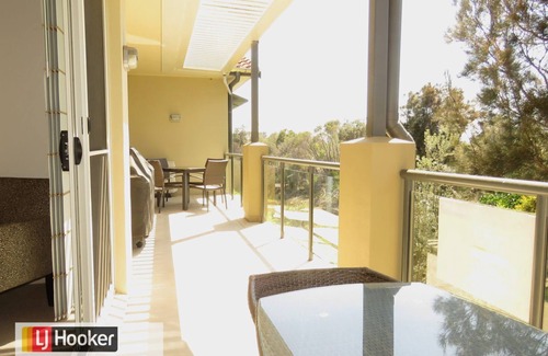 South West Rocks Apartment | FRONT CREEK UNIT 3 - VIEWS OVER FRONT CREEK