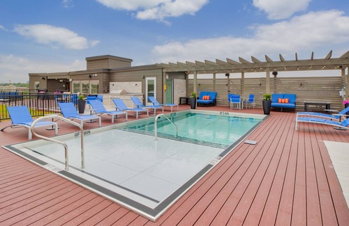 Cole-Noble District Apartment | Frontdesk | Studio Apt near Indiana State Museum