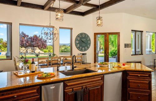 Templeton House | Frontier Resort