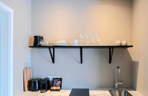 Hliðar Apartment | Frost Apartments - Standard Studio