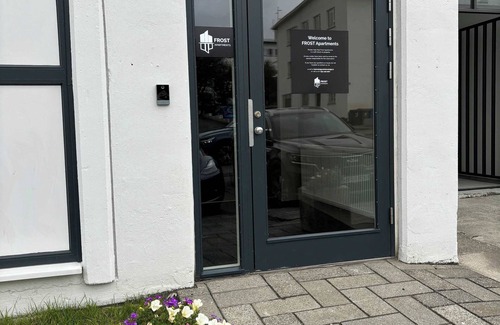 Hliðar Apartment | Frost Apartments - Standard Studio